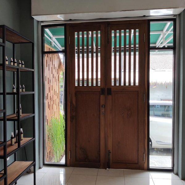 Interior renovation in Bali