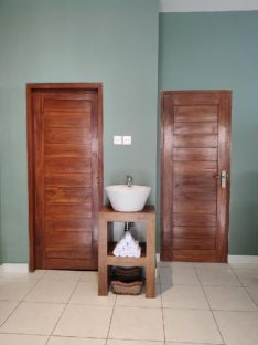 Shop renovation service in Bali