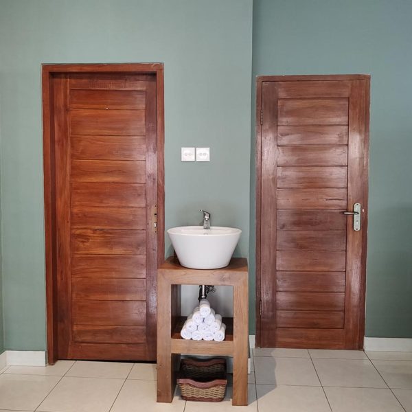 Shop renovation service in Bali